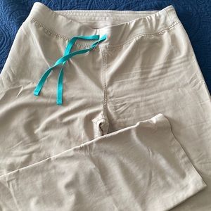 Women’s Figs Livingston basic scrub pants, M. *small bleach spot*